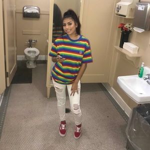 Meet your Posher, Evelyn